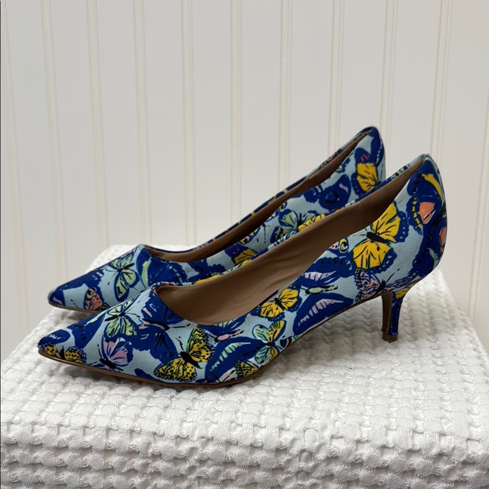 Avon Blue Floral Butterfly Print Kitten Heel Pumps